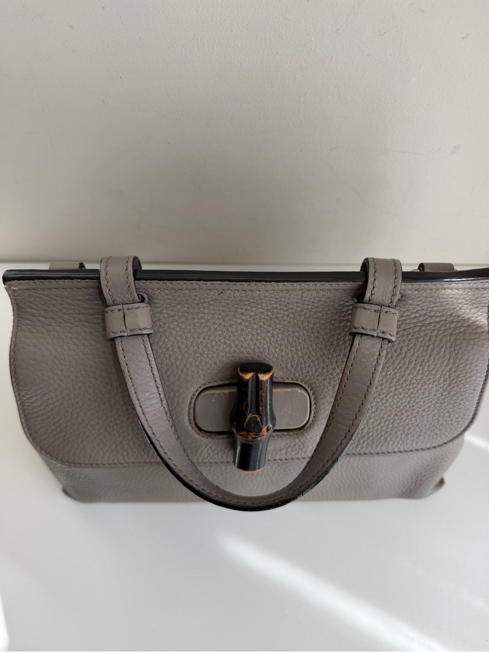 Authentic GUCCI Bamboo Small Daily Satchel Leather Bag - no bag strap - Picture 5 of 16